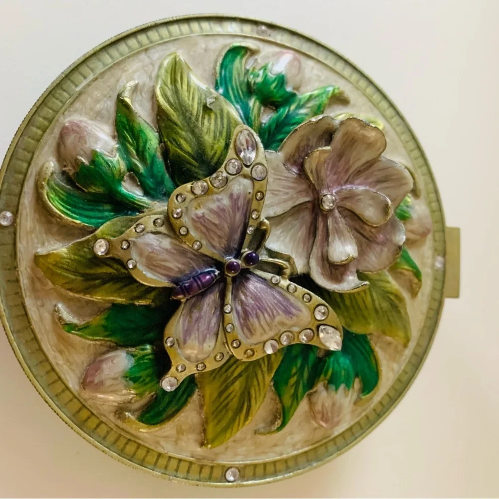 Metal jewelry box